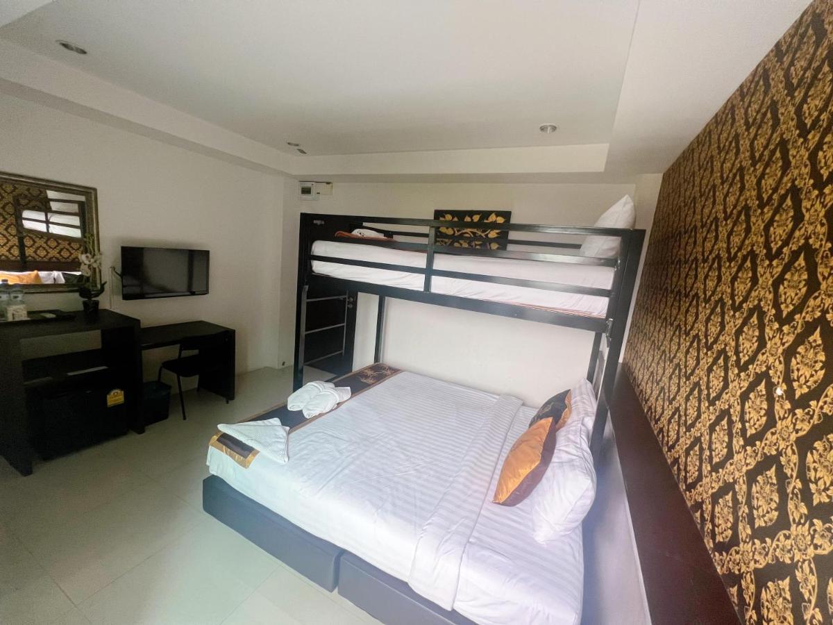 Adamaz House Hotell Bangkok Exteriör bild
