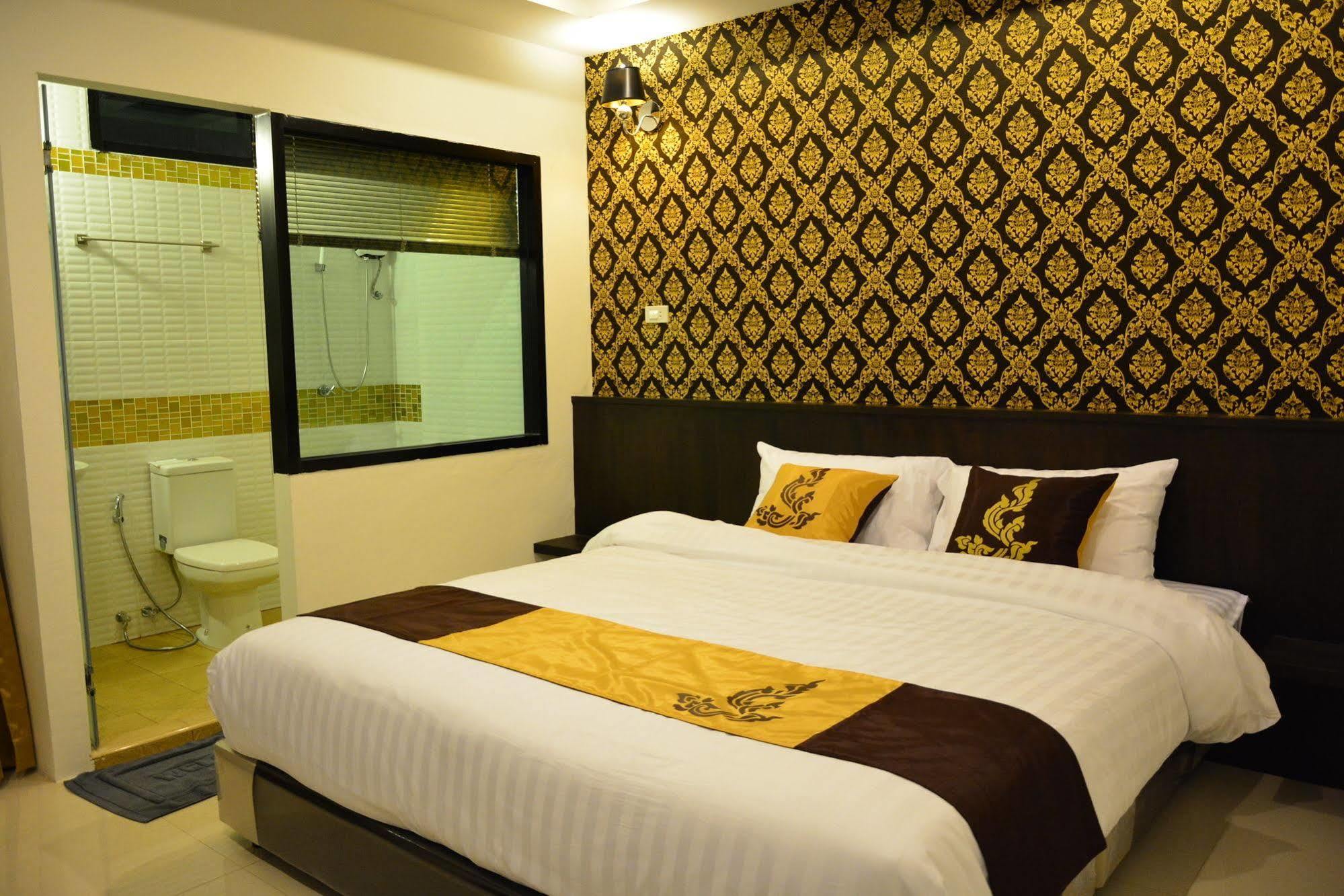 Adamaz House Hotell Bangkok Exteriör bild