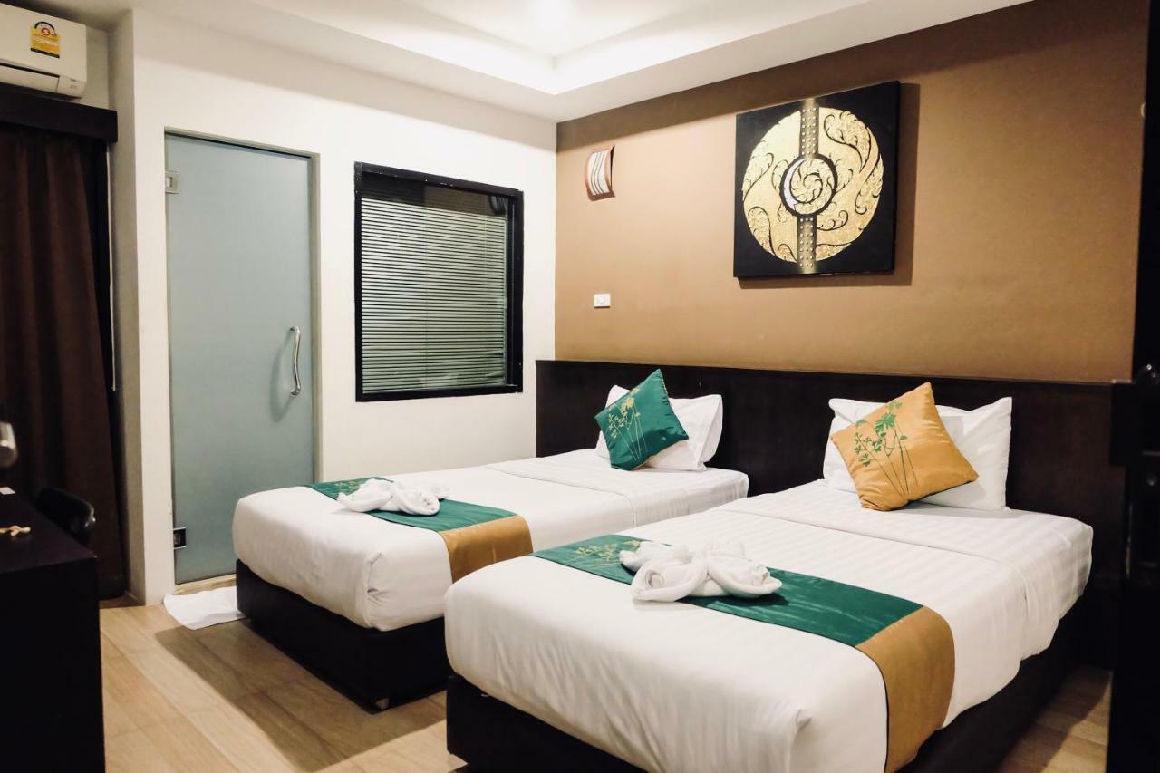 Adamaz House Hotell Bangkok Exteriör bild